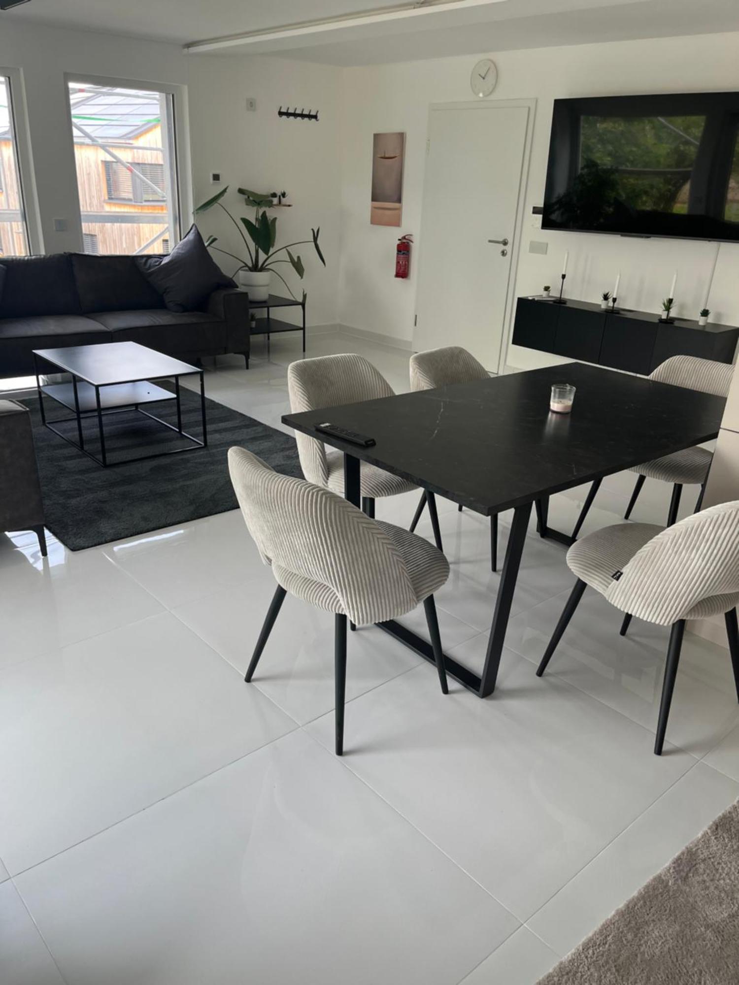 2 Moderne Wohnung Nahe Museum Sinsheim Bagian luar foto