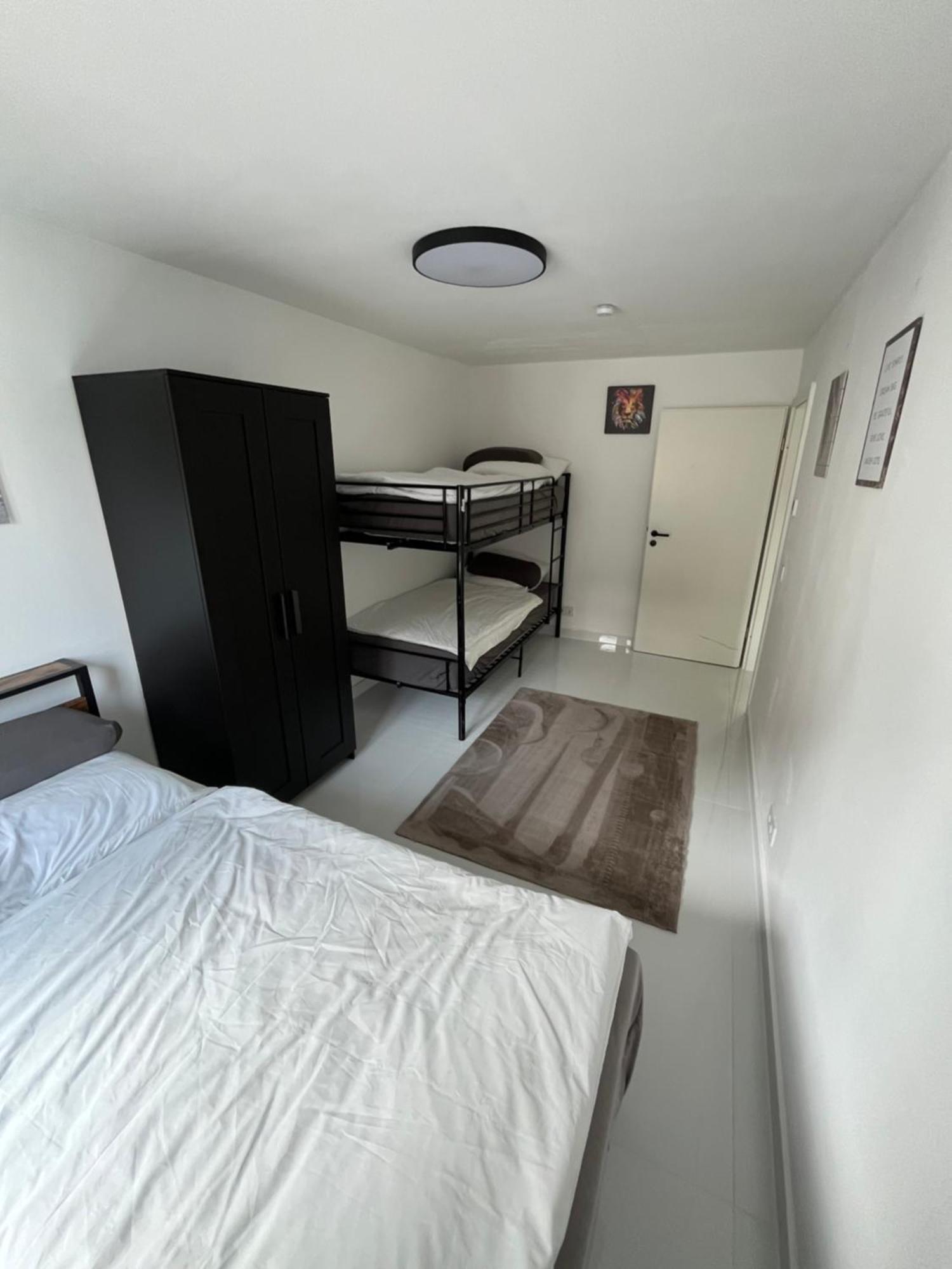 2 Moderne Wohnung Nahe Museum Sinsheim Bagian luar foto